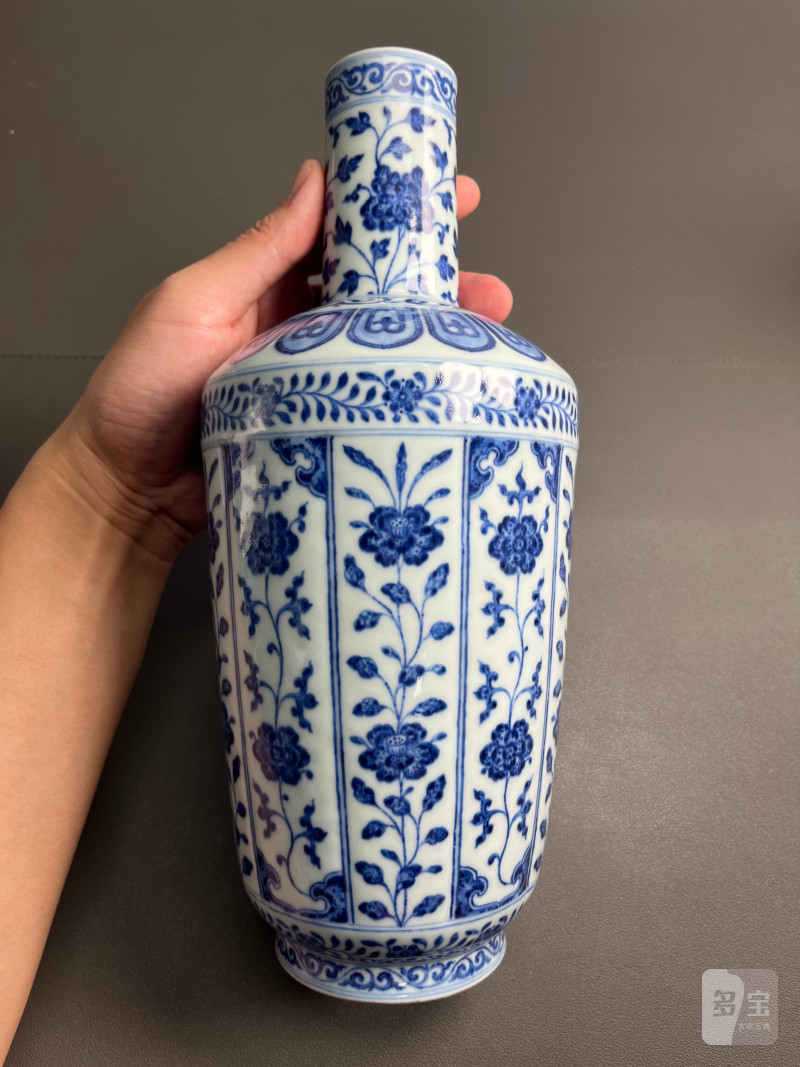 清乾隆  青花花卉纹棒槌瓶 - 图7
